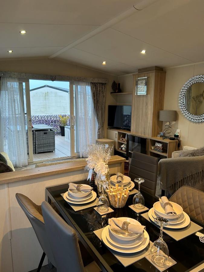 Beautiful Spacious Holiday Home - Romney Sands Нью-Ромни Экстерьер фото