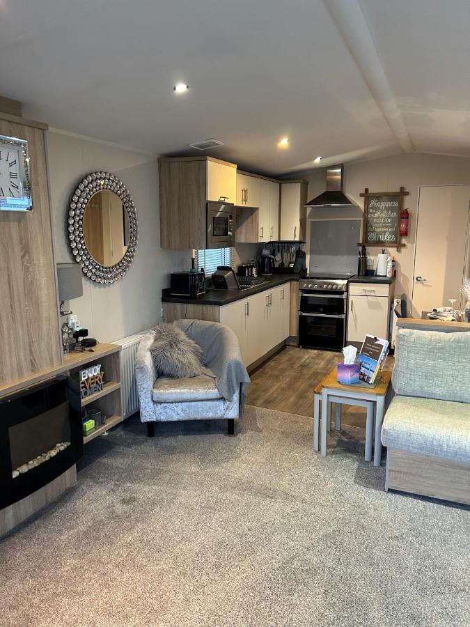 Beautiful Spacious Holiday Home - Romney Sands Нью-Ромни Экстерьер фото